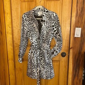 Charles Gray London Leopard Print Trench Coat w/Pockets, EUC, Sz M